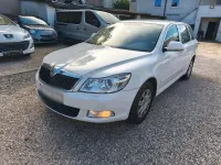 Gebraucht Skoda Octavia 105 PS (77 kW) 2011 Weiß Kombi
