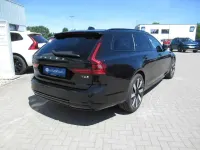 Gebraucht Volvo V90 Plus 350 PS (257 kW) 2025 Schwarz Kombi