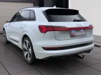 Gebraucht Audi e-tron S-Line 230 kW (313 PS) 2020 Weiß SUV