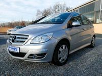 Gebraucht Mercedes B200 136 PS (100 kW) 2009 Silber Van / Kleinbus