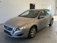 Gebraucht Volvo V60 179 PS (131 kW) 2011 Grau Kombi
