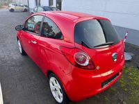 Gebraucht Ford Ka Titanium 69 PS (50 kW) 2014 Rot Kleinwagen