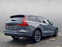 Gebraucht Volvo V60 CC 197 PS (144 kW) 2022 Grau Kombi