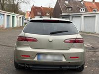 Gebraucht Alfa Romeo 159 160 PS (117 kW) 2008 Gold Kombi