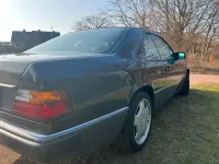 Gebraucht Mercedes 230 132 PS (97 kW) 1993 Schwarz Coupé