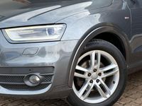 Gebraucht Audi Q3 S-Line 177 PS (130 kW) 2014 Grau SUV