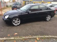 Gebraucht Mercedes C200 163 PS (119 kW) 2007 Schwarz Limousine