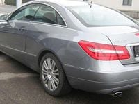 Gebraucht Mercedes E350 Avantgarde 265 PS (194 kW) 2012 Palladiumsilber metallic Coupé