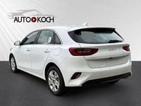 Gebraucht Kia Ceed 101 PS (74 kW) 2025 Weiß Kleinwagen