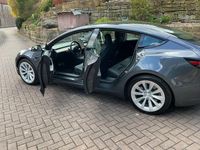 Second-hand Tesla Model 3 366 kW (498 CP) 2021 Gri Berlinǎ
