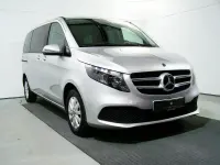 Gebraucht Mercedes V220 163 PS (119 kW) 2019 Silber Van / Kleinbus