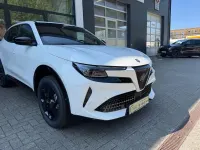Neu Alfa Romeo Junior Sprint 136 PS (100 kW) 2026 Weiß SUV