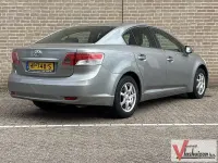 Gebraucht Toyota Avensis Comfort 126 PS (92 kW) 2009 Grün Limousine
