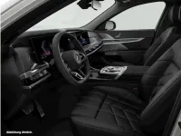 Gebraucht BMW 750e Comfort Edition 489 PS (359 kW) 2025 Mineralweiß metallic Limousine