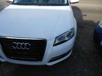 gebraucht Audi A3 1.6 TDI Ambition Limousine Panoromadach