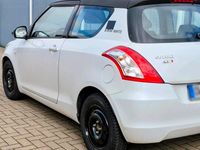 Gebraucht Suzuki Swift 94 PS (69 kW) 2012 Weiß Kleinwagen