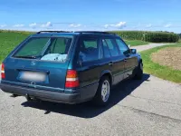 Gebraucht Mercedes 220 150 PS (110 kW) 1995 Grün Kombi