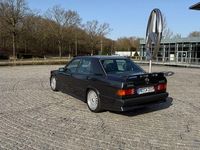 Gebraucht Mercedes 190 177 PS (130 kW) 1991 Schwarz Limousine
