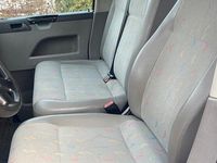 Gebraucht VW T5 105 PS (77 kW) 2008 Rot Van