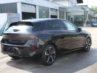 Neu Opel Astra 131 PS (96 kW) 2025 Schwarz (schwarz perla nera/typ aussenv) schwarz (stoff) Kleinwagen