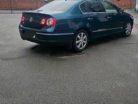 Gebraucht VW Passat 140 PS (102 kW) 2007 Blau Limousine