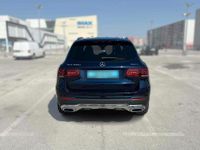 Gebraucht Mercedes GLC300 AMG line 211 PS (155 kW) 2021 Blau SUV