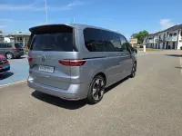 Gebraucht VW Multivan Life 150 PS (110 kW) 2025 Silber metallic Van / Kleinbus