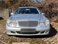 Gebraucht Mercedes E200 163 PS (119 kW) 2005 Silber Limousine