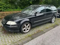 Gebraucht VW Passat 131 PS (96 kW) 2004 Schwarz Kombi