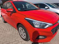 Second-hand Hyundai i20 Select 75 CP (55 kW) 2020 Roșu Hatchback