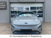 Gebraucht Hyundai Kona Advantage 100 kW (136 PS) 2023 Shimmering silver SUV
