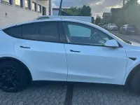 Gebraucht Tesla Model Y RWD 188 kW (256 PS) 2023 Schwarz SUV