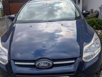 Usado Ford Focus Trend 105 CV (77 kW) 2013 Azul Familiar