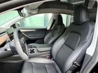 Gebraucht Tesla Model Y Performance 392 kW (534 PS) 2023 Schwarz SUV