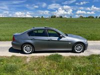 gebraucht BMW 318 i LCI Facelift - Vollleder - Schiebedach