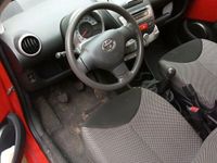 gebraucht Toyota Aygo TÜV neu, Bj 2013, 61000km