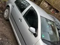 Gebraucht VW Bora Trendline 90 PS (66 kW) 2000 Silber Limousine