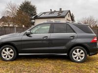 Gebraucht Mercedes ML250 AMG line 204 PS (150 kW) 2013 Grau SUV