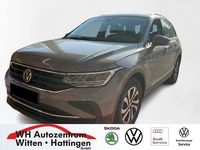 Gebraucht VW Tiguan Active 150 PS (110 kW) 2022 Mondsteingrau SUV