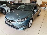 Usado Kia Ceed Play 120 CV (88 kW) 2023 Gris Utilitario