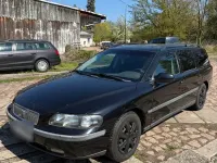 Używany Volvo V70 140 KM (102 kW) 2002 Czarny Kombi
