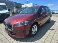 Gebraucht BMW 225 Active Tourer Luxury Line 245 PS (180 kW) 2022 Rot Van / Kleinbus