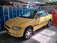 Gebraucht Ford Escort Cabriolet 90 PS (66 kW) 1998 Gelb Cabrio