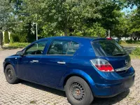 Gebraucht Opel Astra 115 PS (84 kW) 2009 Blau Kleinwagen