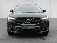 Gebraucht Volvo XC60 Plus 197 PS (144 kW) 2023 Schwarz SUV