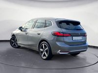 gebraucht BMW 218 Active Tourer i Aut. Luxury Line ACC Navi RFK