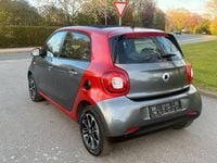 Usata Smart ForFour Basis 71 CV (52 kW) 2016 Grigio Utilitaria