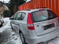 Gebraucht Hyundai i30 Classic 109 PS (80 kW) 2011 Grau Kombi