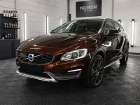 Gebraucht Volvo V60 CC 190 PS (139 kW) 2015 Braun Kombi