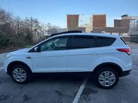 Gebraucht Ford Kuga 150 PS (110 kW) 2015 Weiß SUV